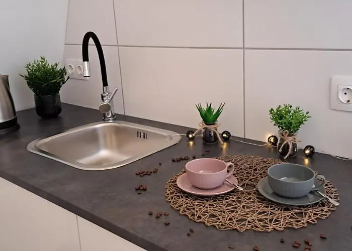 Проживание в семье Babi Apartmanhaz *