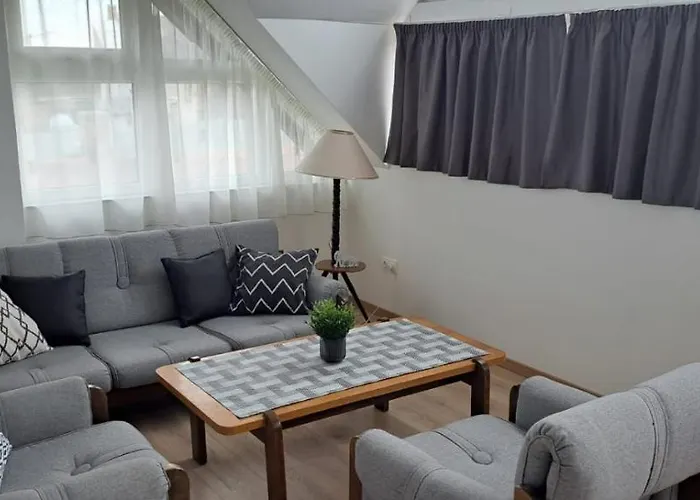Rum i privatbostad Babi Apartmanhaz *